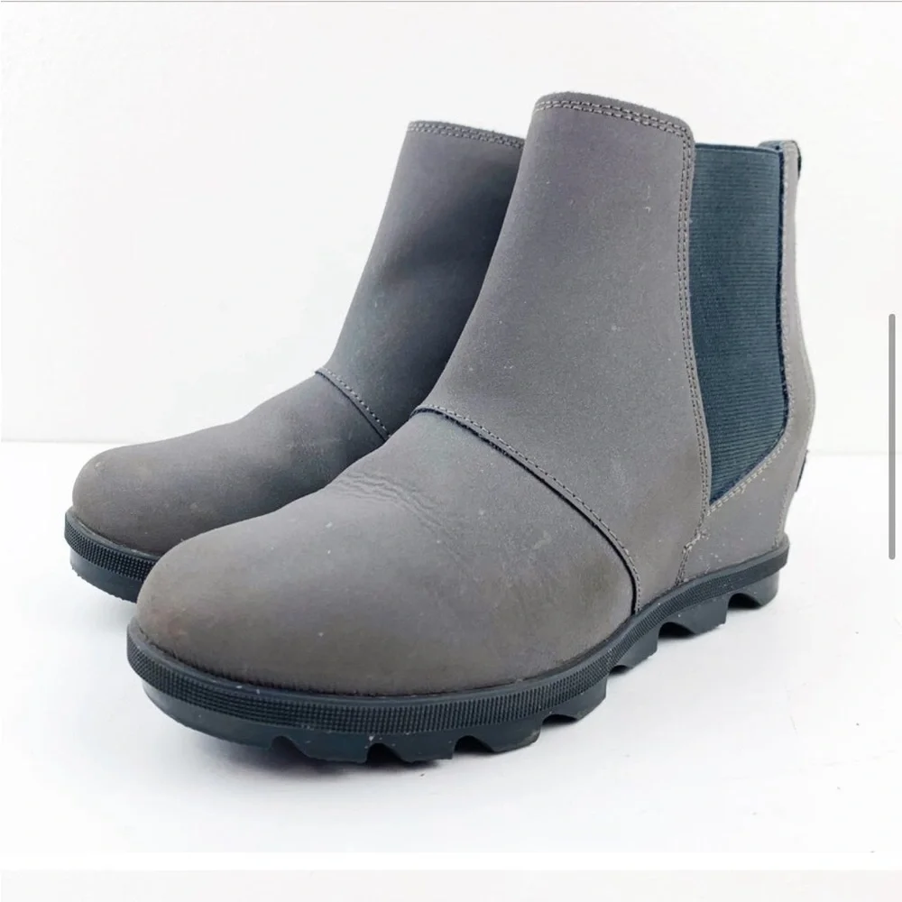 SOREL Gray Joan of Arctic Wedge Hidden Heel Chelsea Boot WOMEN'S Size 5 - Picture 2 of 12